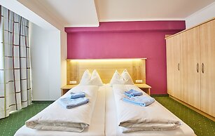 ThePoolhouse Boutique Lodge