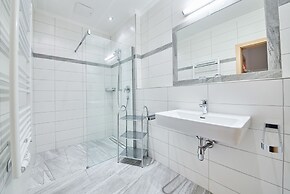 ThePoolhouse Boutique Lodge