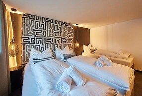 ThePoolhouse Boutique Lodge