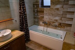 Traditional Villa in Fres