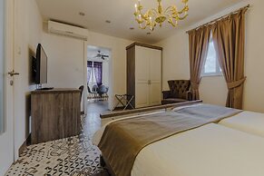 Jean De Valette Boutique Living