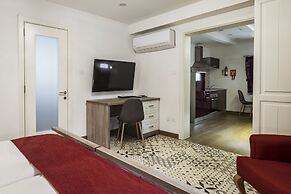 Jean De Valette Boutique Living