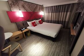 ibis Tianjin Railway Station Hotel