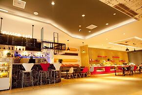 ibis Tianjin Railway Station Hotel