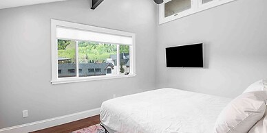 Enzian 316 - 4 Bedroom Condo by RedAwning