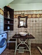 Thymes traditional house