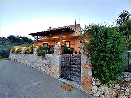 Thymes traditional house