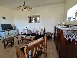 Thymes traditional house