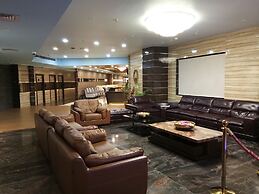 Aristocrat Hotel, New Town, Kolkata