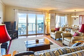 Harbour Island 307l 2 Bedroom Condo by RedAwning