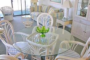 Even Keel 404 2 Bedroom Condo by RedAwning