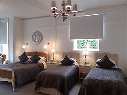 Holywell Guest House
