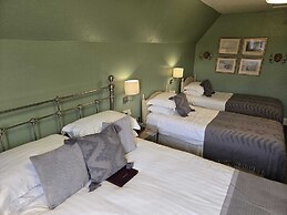 Holywell Guest House