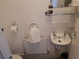 Holywell Guest House