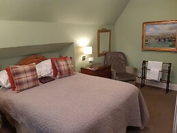 Holywell Guest House