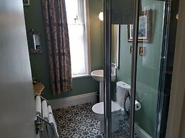 Holywell Guest House