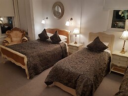 Holywell Guest House