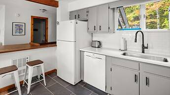 57 North Lynx 3 Bedroom Condo by RedAwning