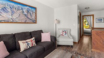 57 North Lynx 3 Bedroom Condo by RedAwning