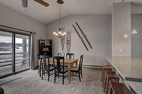 303d Dillon Bay 2br Awesome Views 2 Bedroom Condo by RedAwning