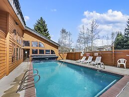 303d Dillon Bay 2br Awesome Views 2 Bedroom Condo by RedAwning