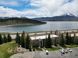 303d Dillon Bay 2br Awesome Views 2 Bedroom Condo by RedAwning