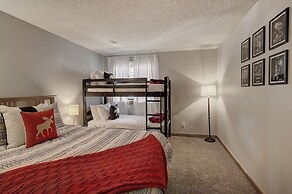 303d Dillon Bay 2br Awesome Views 2 Bedroom Condo by RedAwning