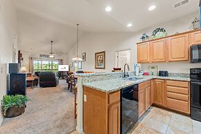 Ozark Comfort 3 Bedroom Condo by RedAwning