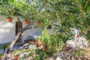 Apartments Beba - Peaceful Location