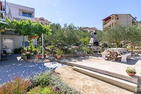 Apartments Beba - Peaceful Location