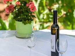 Apartments Beba - Peaceful Location