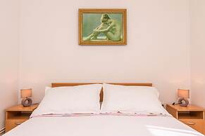 Apartments Beba - Peaceful Location