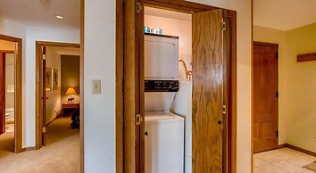 #2 - M Den 2 Bedroom Cabin by RedAwning