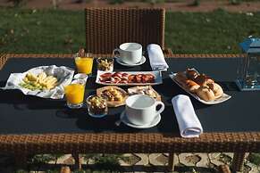 Natura Resorts