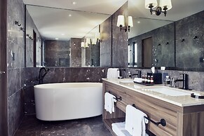 Frida Boutique Stays by Viadora