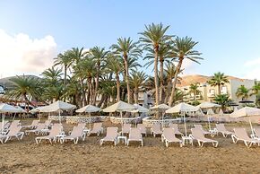 Zeus Hotels Palm Beach
