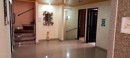 Hotel Lago Chico Inn