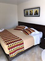 Hotel Lago Chico Inn