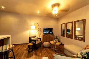 Trinity 202 by Mikitito Rentals