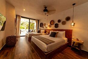 Trinity 202 by Mikitito Rentals