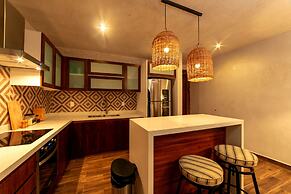 Trinity 202 by Mikitito Rentals