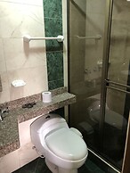 Hotel Bogota Inn Parkway