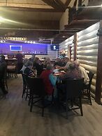 Alexander lake lodge