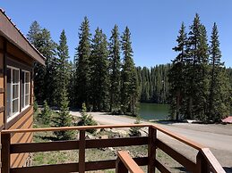 Alexander lake lodge