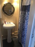 Alexander lake lodge