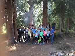 Alexander lake lodge