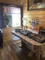 Alexander lake lodge