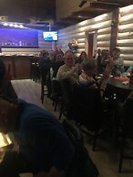 Alexander lake lodge