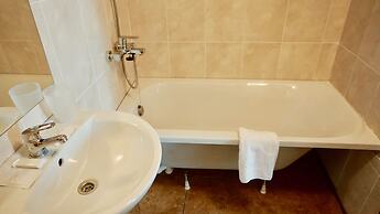 Hotel & Restaurant Zhuliany City