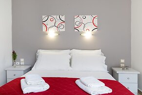 John Akroyiali rooms